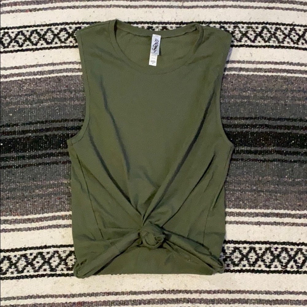 Basic Muscle Tank